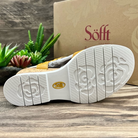 NIB Sofft Cyndy Strappy Wedge Leather Sandal Lemon Yellow - Picture 9 of 12